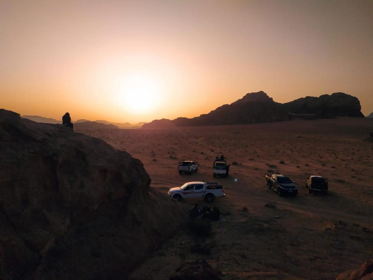 Omar Ghazi Camp Hotel Wadi Rum Exterior foto