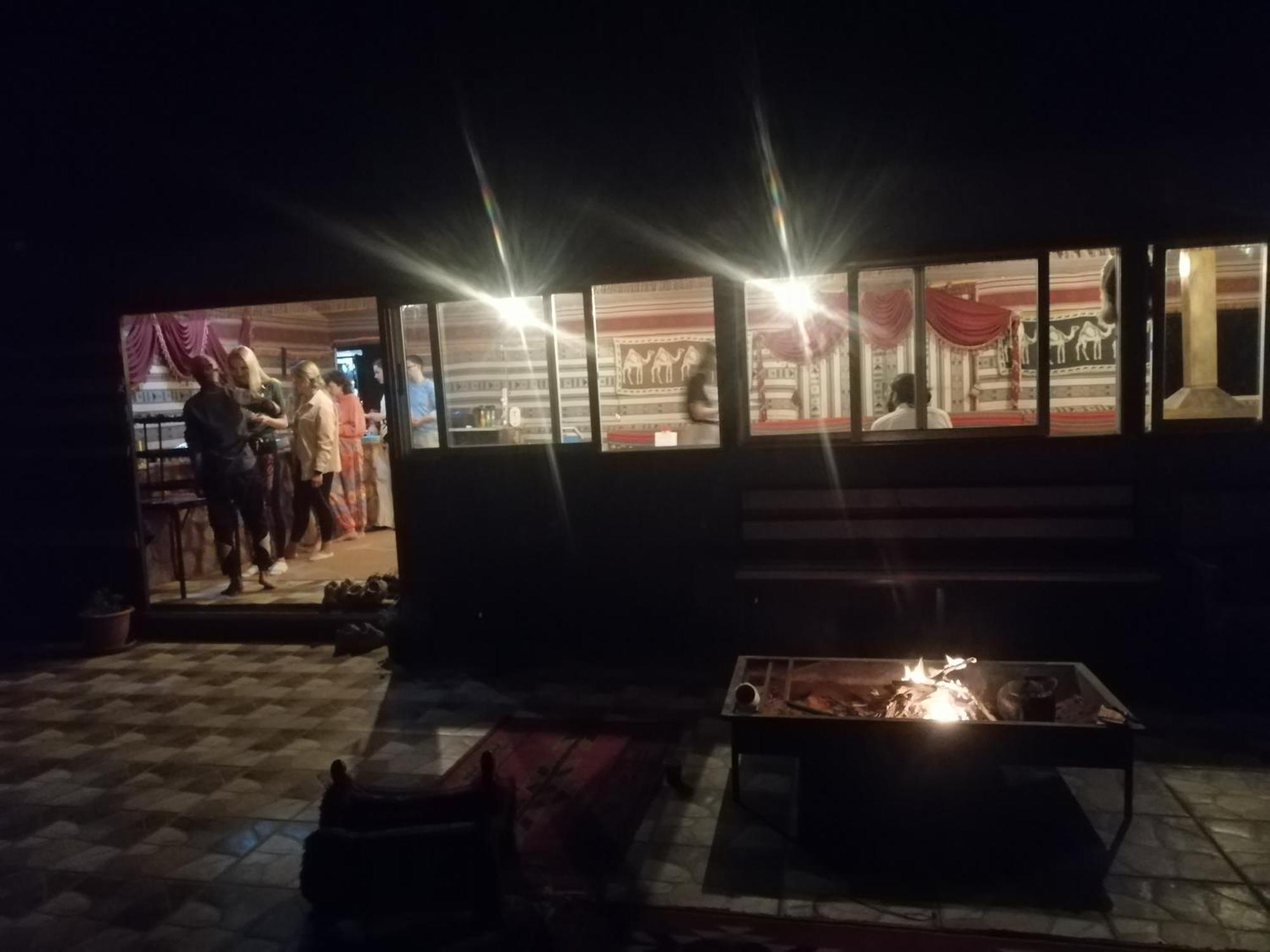 Omar Ghazi Camp Hotel Wadi Rum Exterior foto