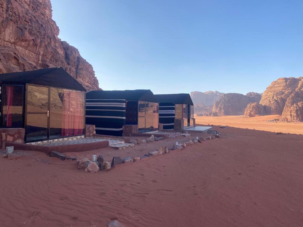 Omar Ghazi Camp Hotel Wadi Rum Exterior foto